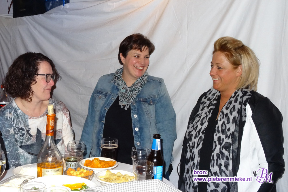 V.l.n.r. Leonie van Melis, Helga van Leuken en Ingrid Manders