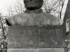pastoor Roes buste